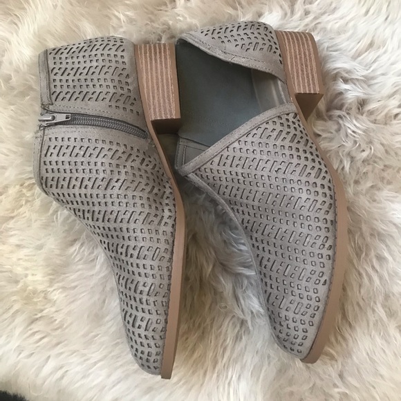 NWT NIB Booties Faux Suede perforated look - Picture 3 of 7